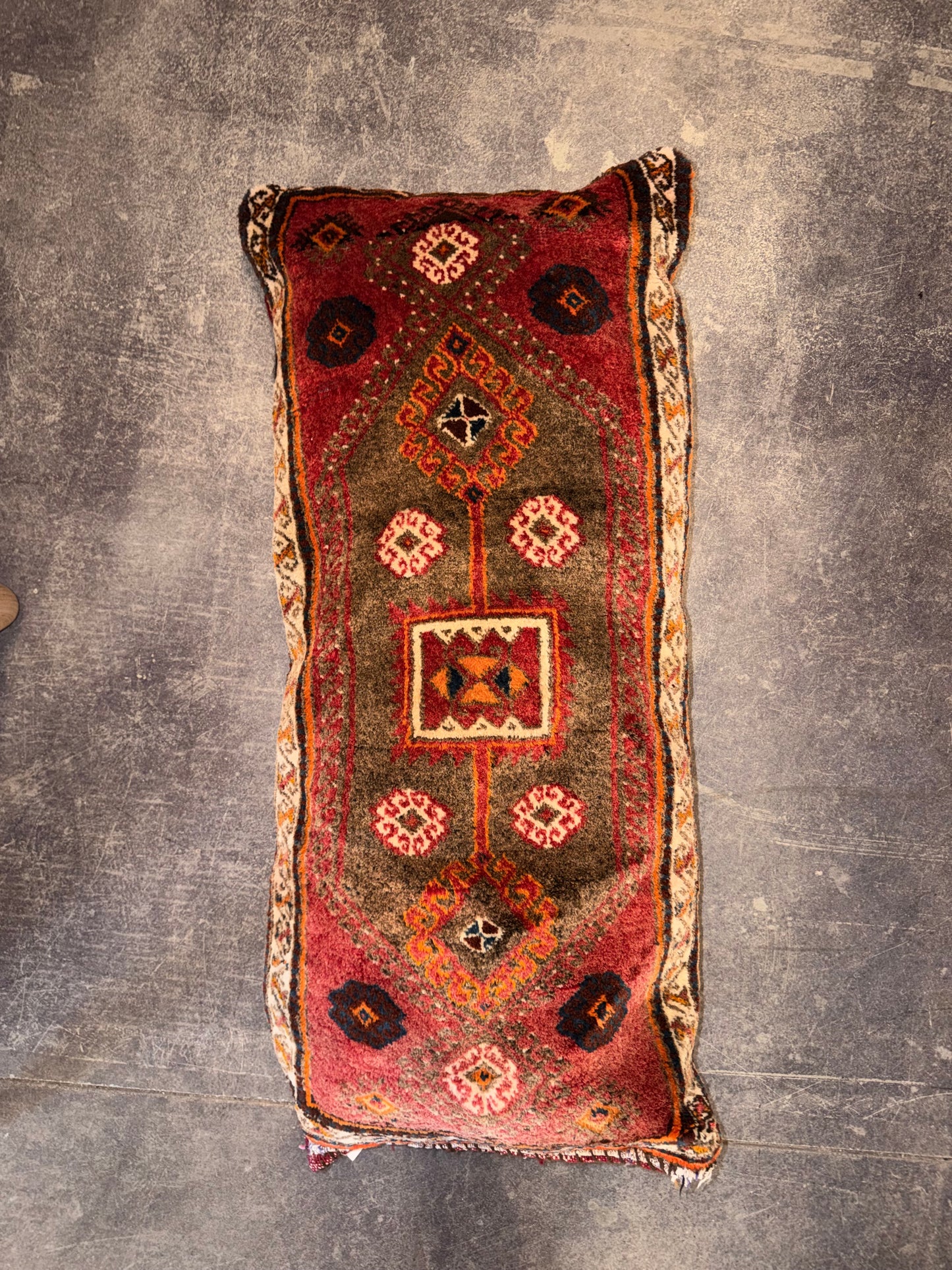 Turkish Rug Pillow - Design 10