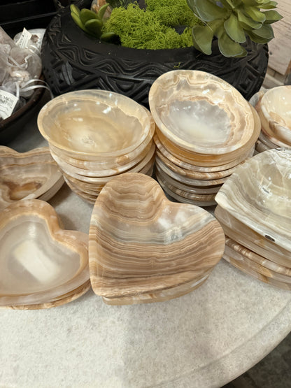 Onyx Dish Heart 20CM